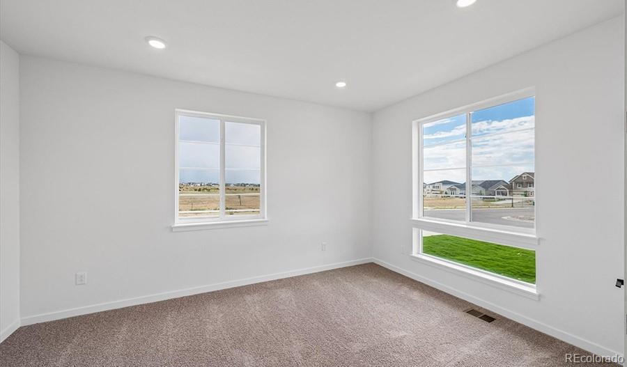 MLS Image #4 for 3862 n hayleyville street,aurora, Colorado