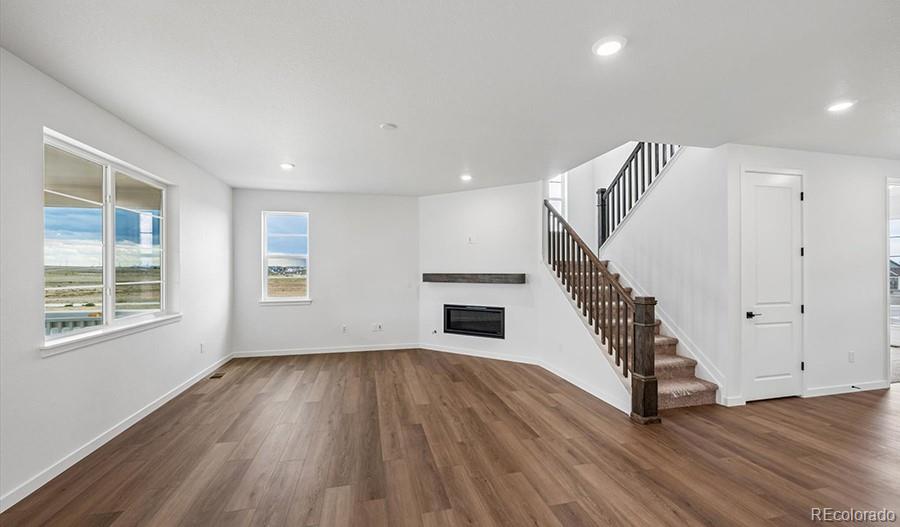 MLS Image #7 for 3862 n hayleyville street,aurora, Colorado