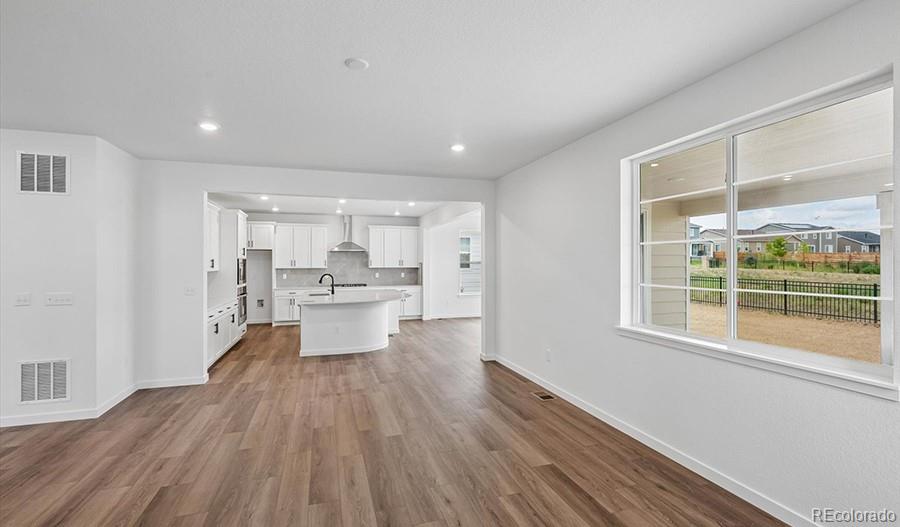 MLS Image #8 for 3862 n hayleyville street,aurora, Colorado