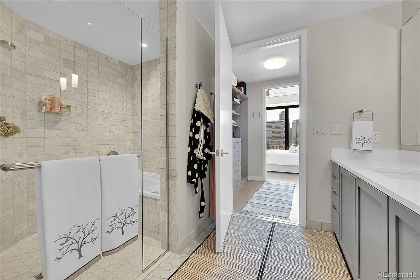 MLS Image #18 for 1750  wewatta street 1640,denver, Colorado