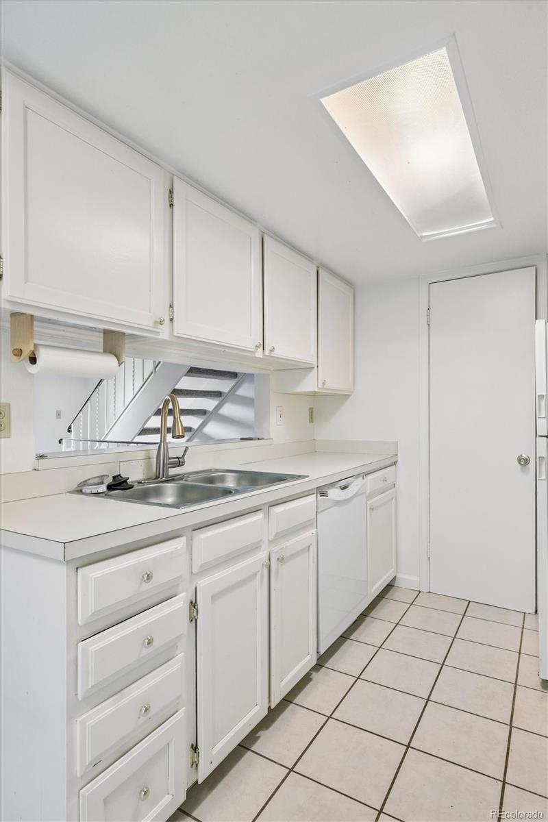 MLS Image #10 for 16  amesbury street,broomfield, Colorado