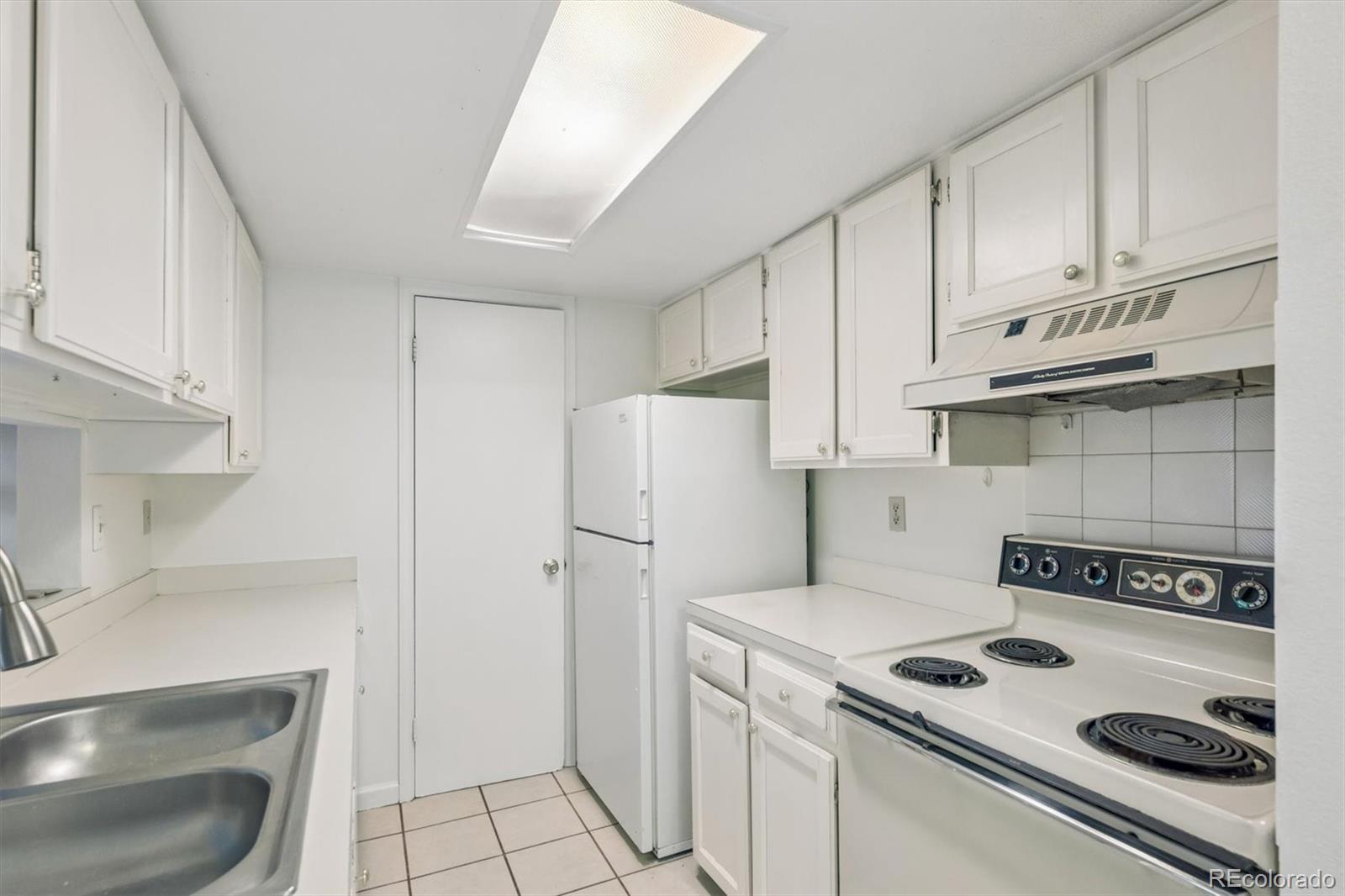 MLS Image #9 for 16  amesbury street,broomfield, Colorado