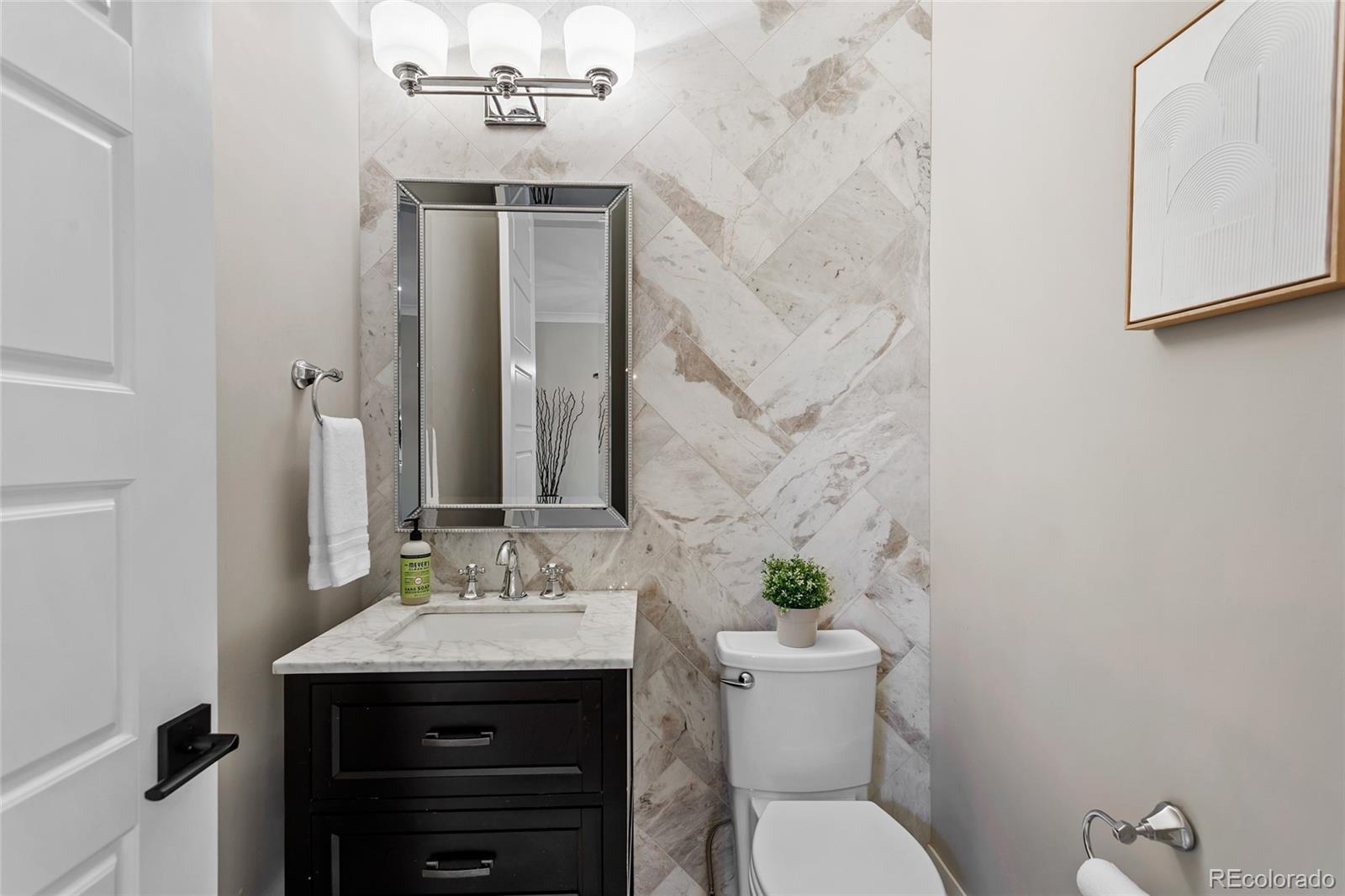 MLS Image #18 for 1346 s gaylord street,denver, Colorado
