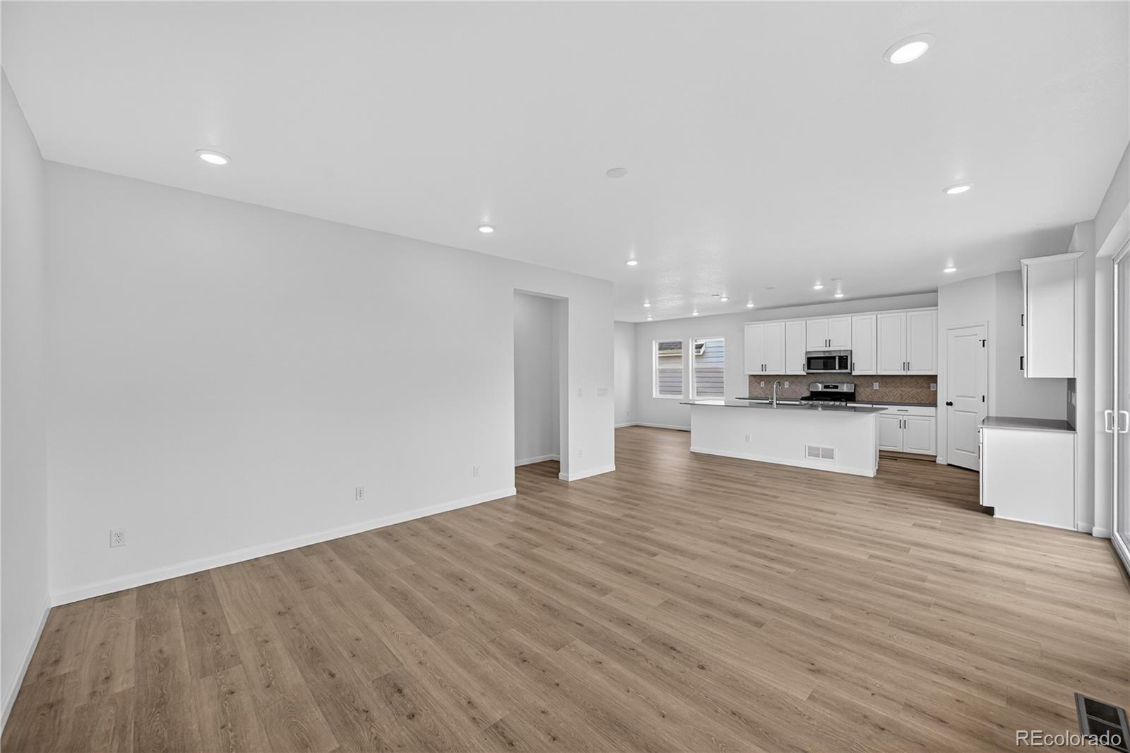 MLS Image #4 for 28405 e 4th avenue,watkins, Colorado
