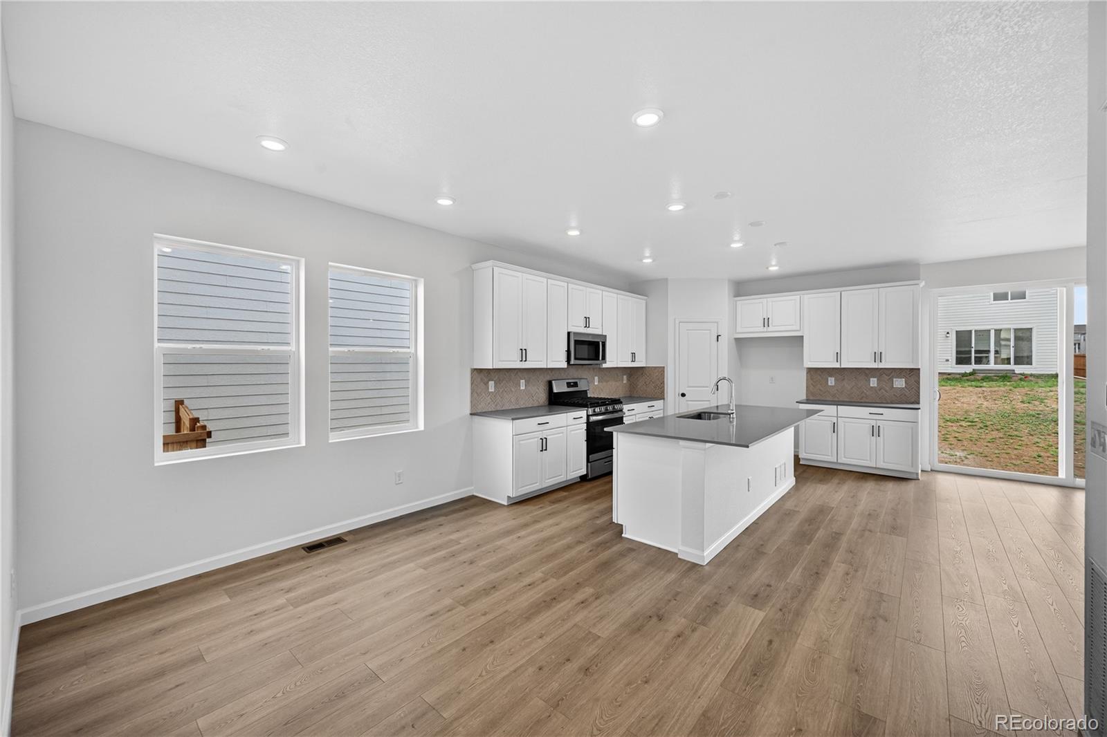 MLS Image #6 for 28405 e 4th avenue,watkins, Colorado