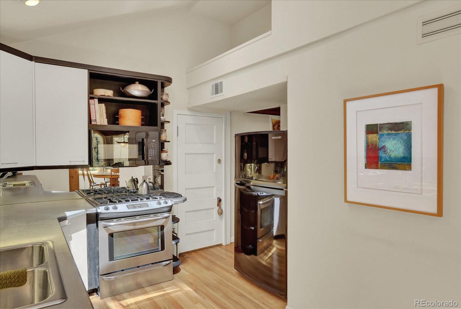 MLS Image #10 for 1449  glencoe street,denver, Colorado