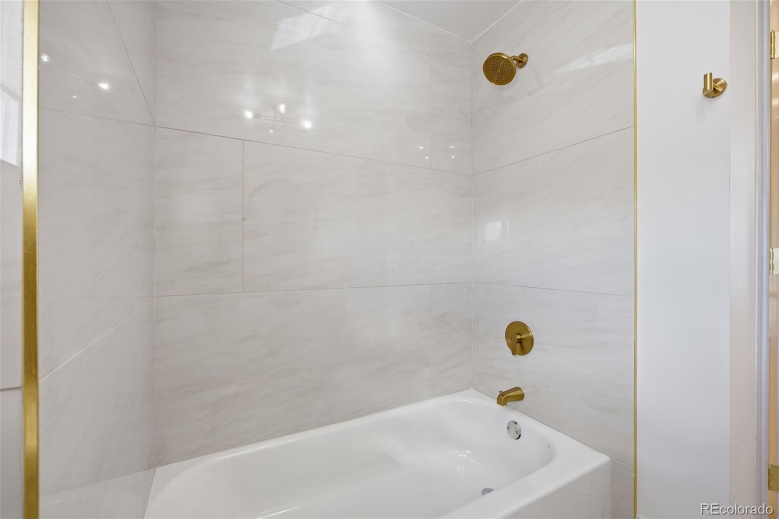MLS Image #14 for 4442  fillmore street,denver, Colorado