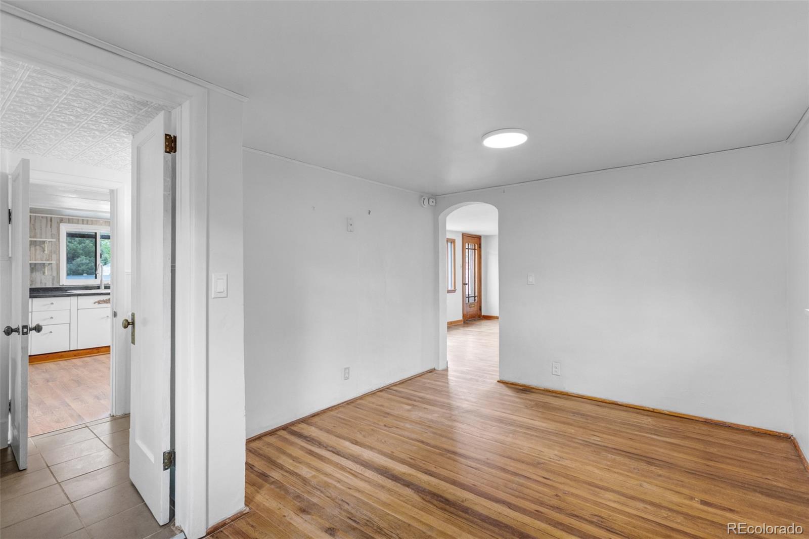 MLS Image #17 for 548 e third street,salida, Colorado