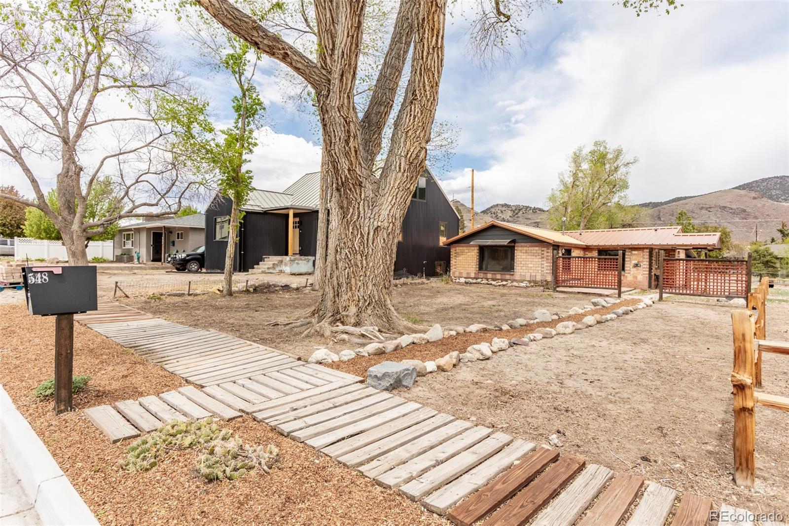 MLS Image #24 for 548 e third street,salida, Colorado