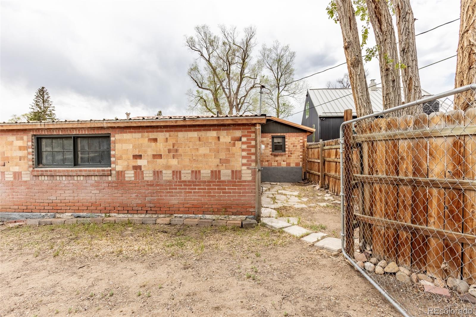 MLS Image #32 for 548 e third street,salida, Colorado