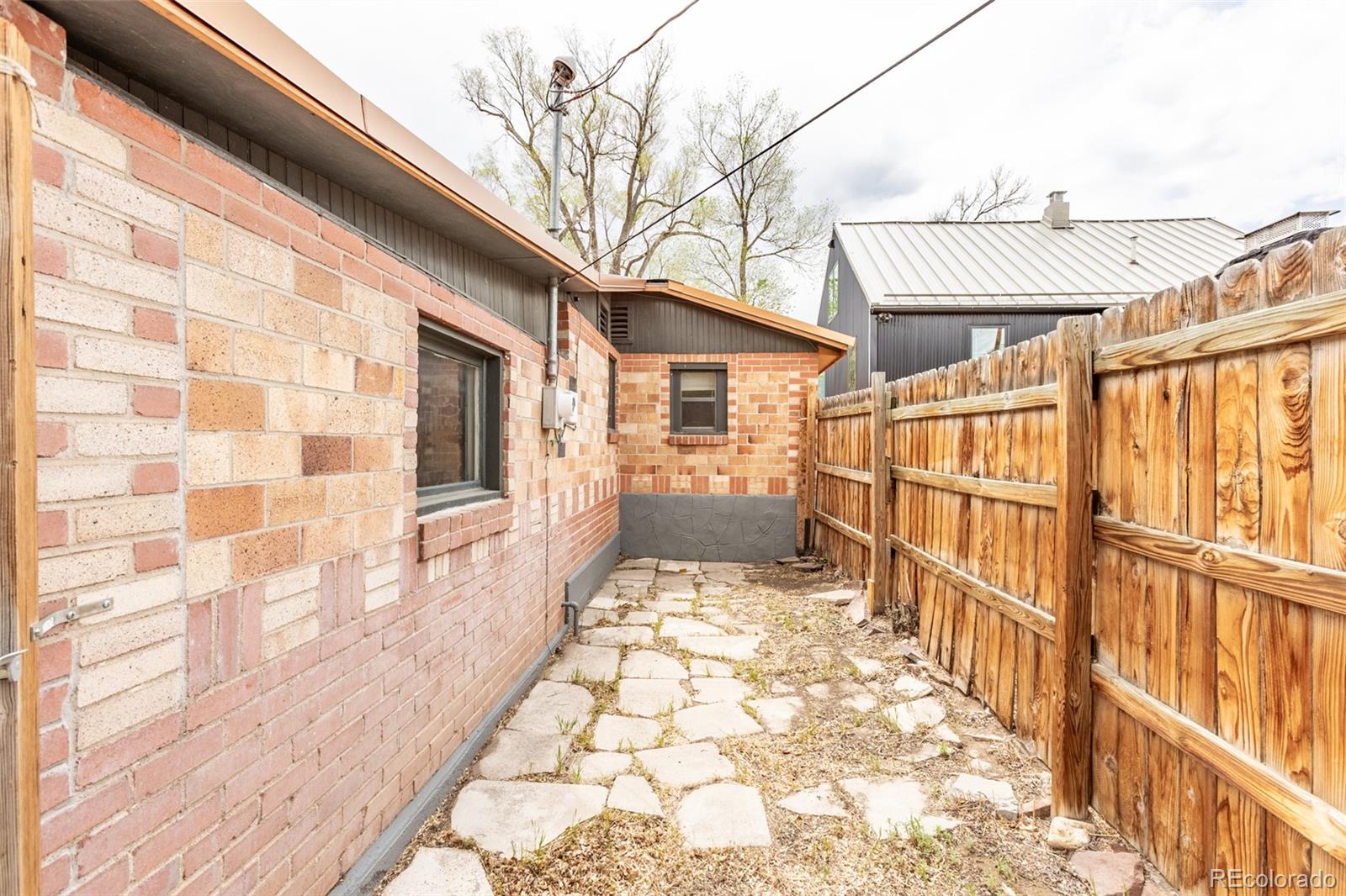 MLS Image #33 for 548 e third street,salida, Colorado