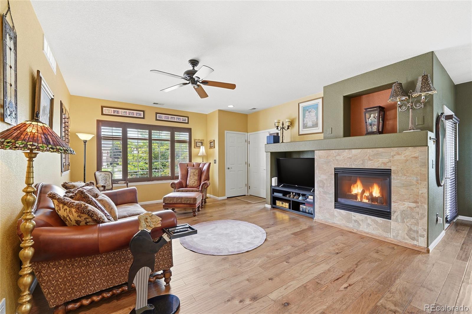 MLS Image #4 for 13732  legend way,broomfield, Colorado