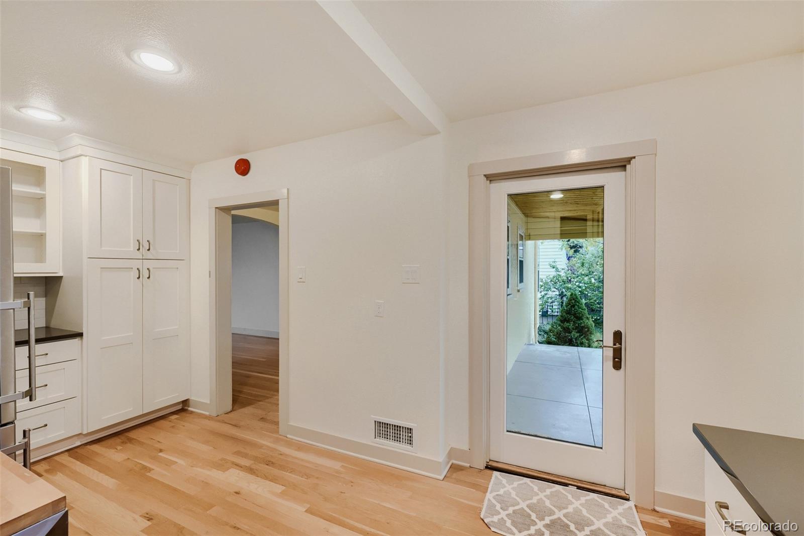 MLS Image #6 for 2306 n cascade avenue,colorado springs, Colorado