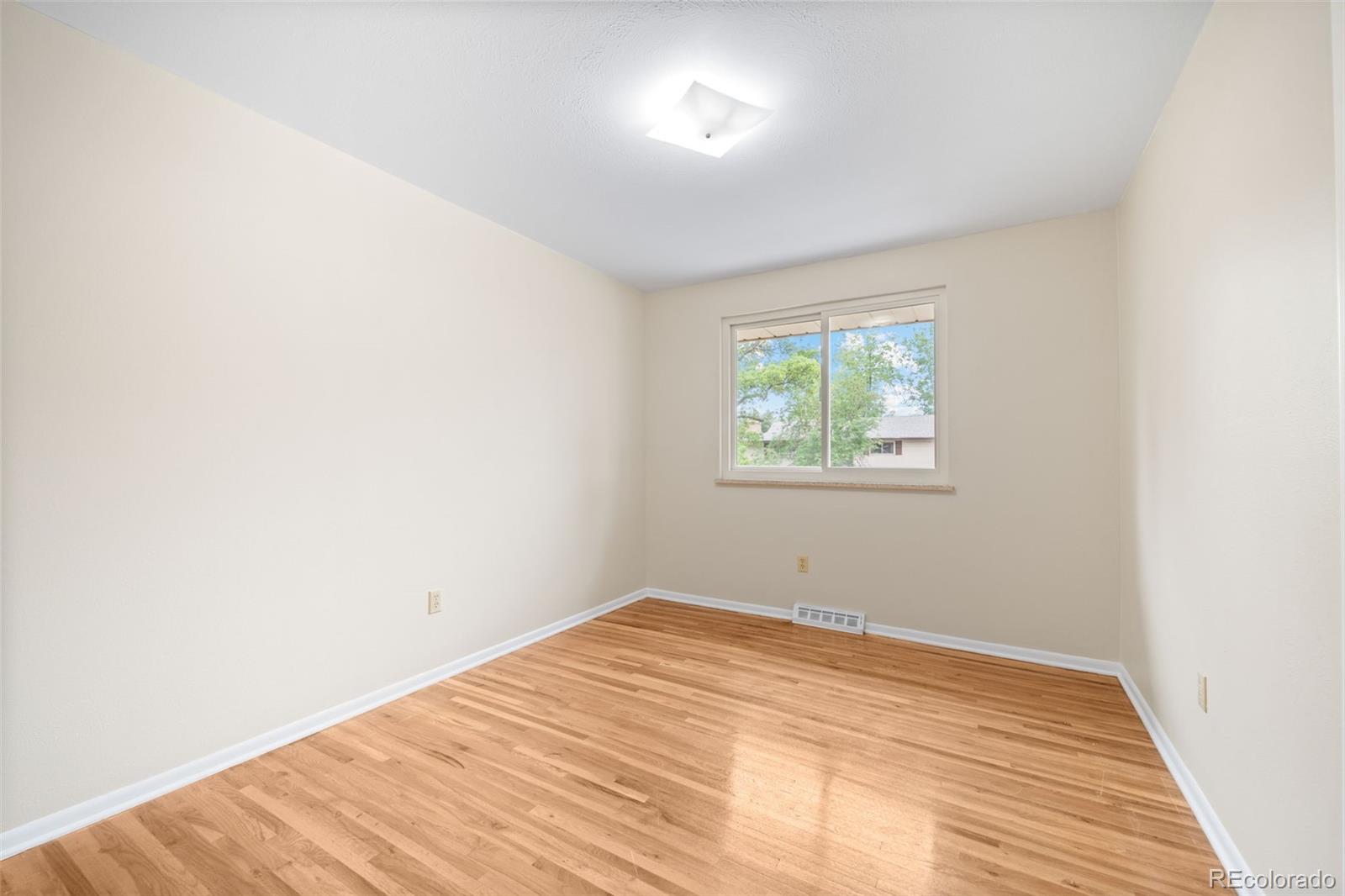 MLS Image #14 for 2985 s eaton street,denver, Colorado