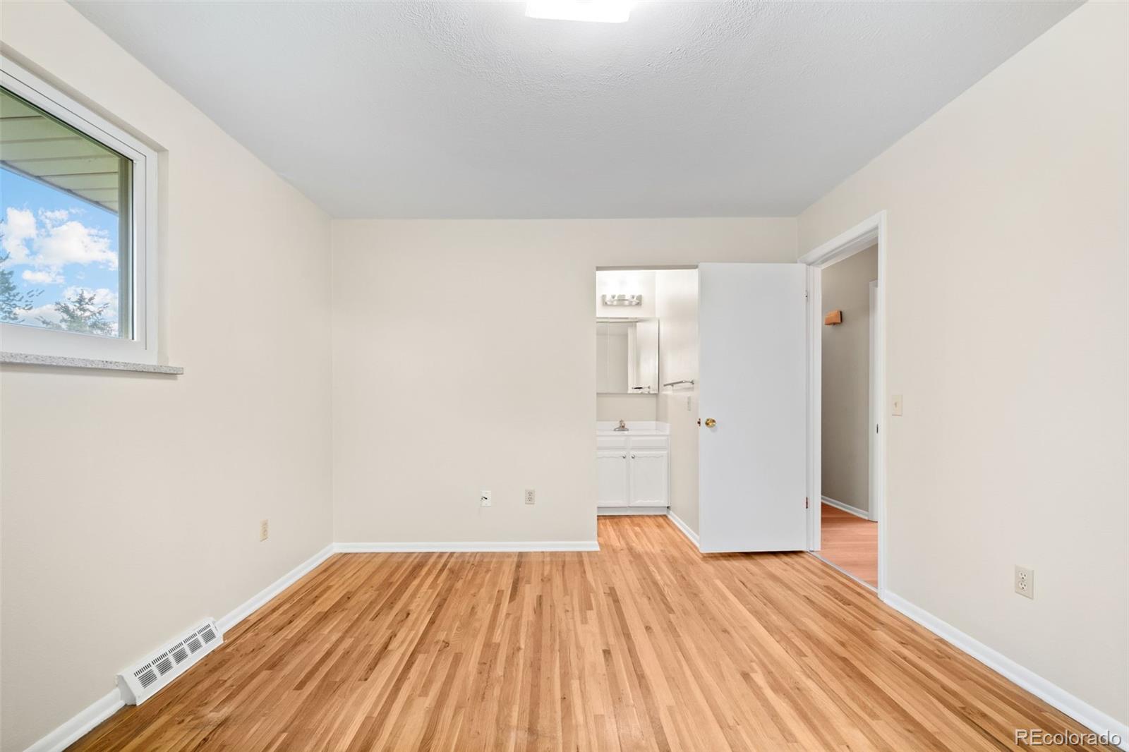 MLS Image #22 for 2985 s eaton street,denver, Colorado