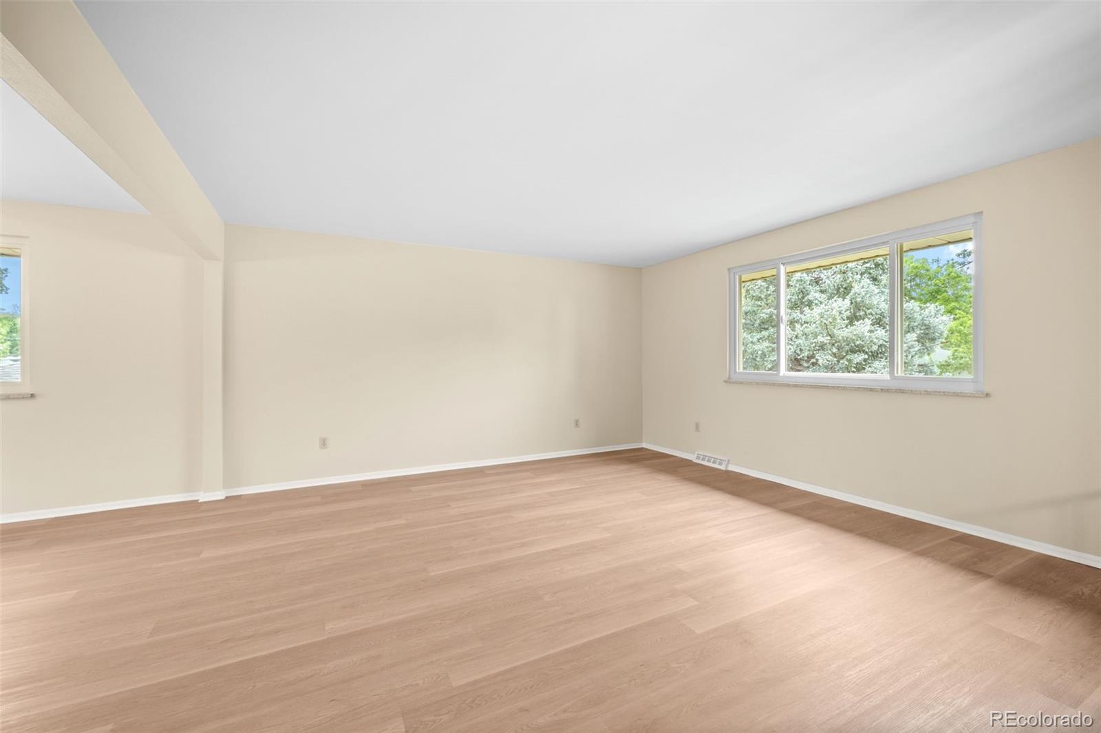 MLS Image #4 for 2985 s eaton street,denver, Colorado