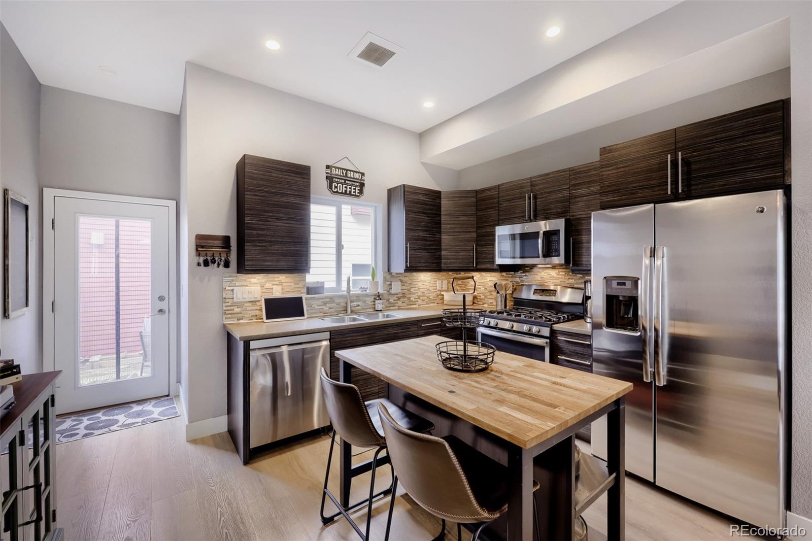 MLS Image #8 for 2805 w 52nd avenue,denver, Colorado