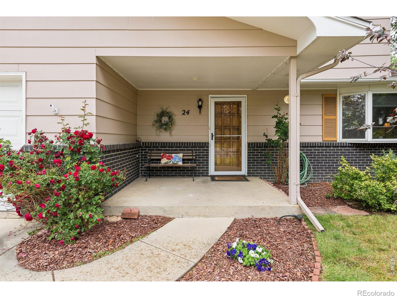 MLS Image #2 for 24  university circle,longmont, Colorado