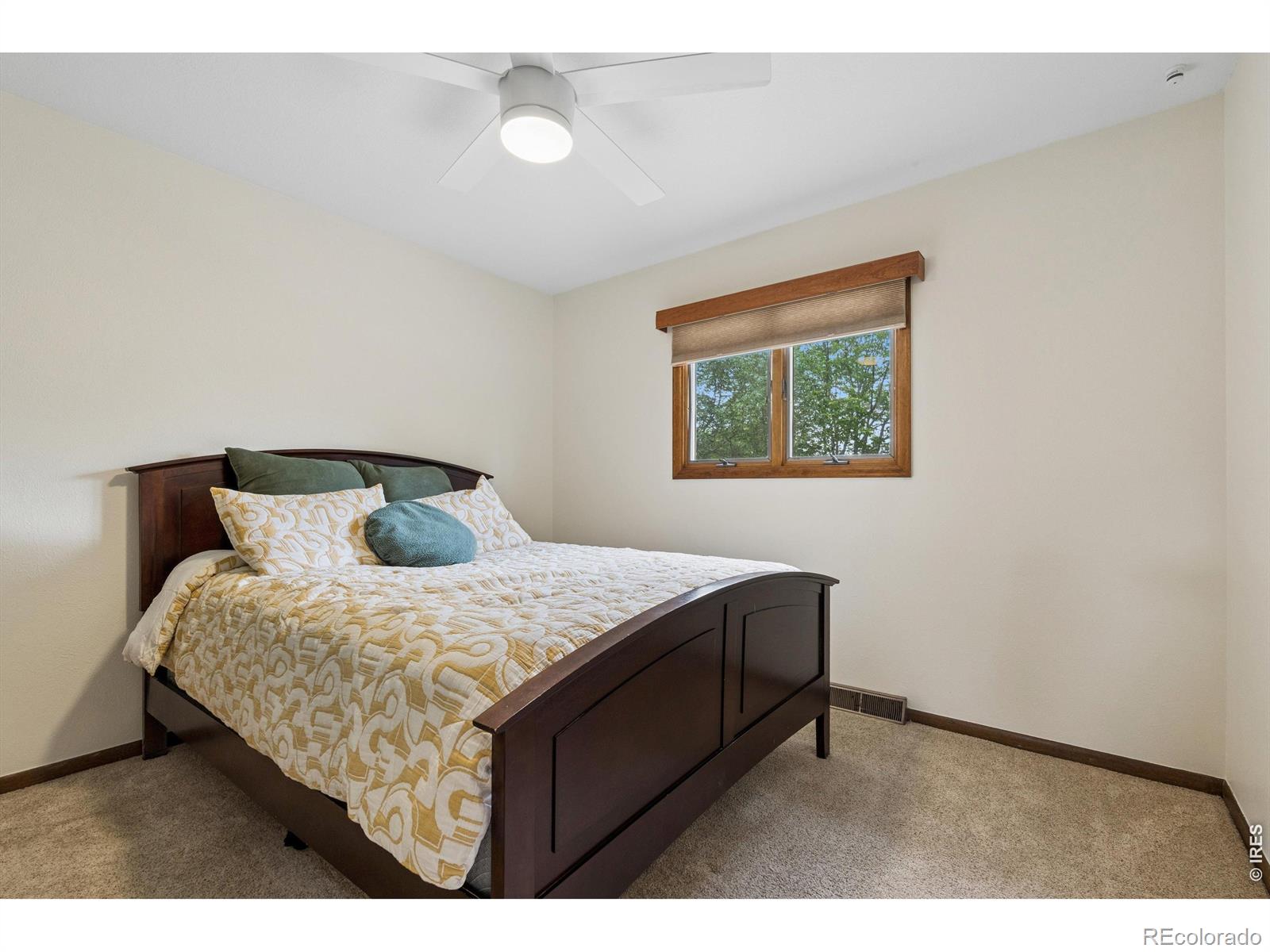 MLS Image #27 for 24  university circle,longmont, Colorado