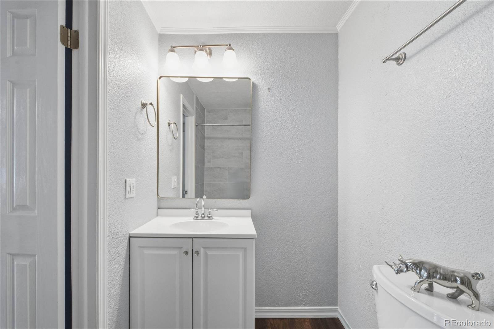 MLS Image #17 for 857 s van gordon court a204,lakewood, Colorado