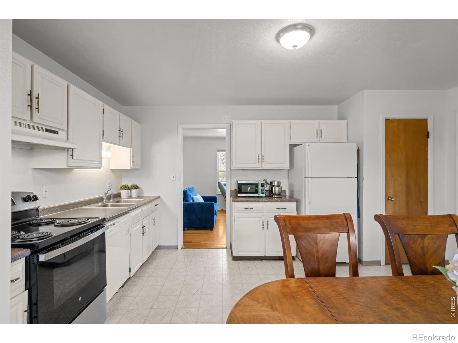 MLS Image #10 for 900  morgan drive,boulder, Colorado