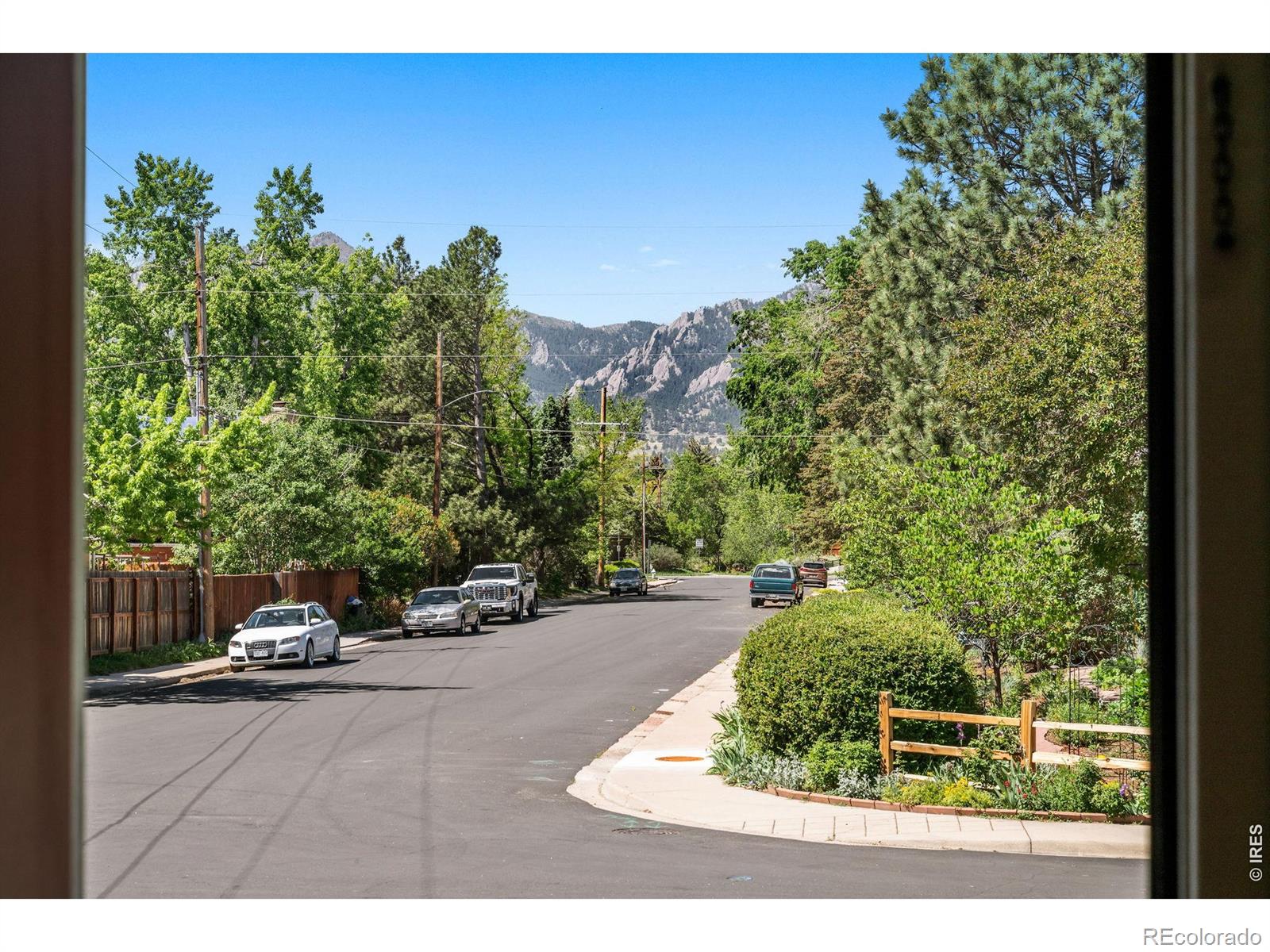 MLS Image #2 for 900  morgan drive,boulder, Colorado