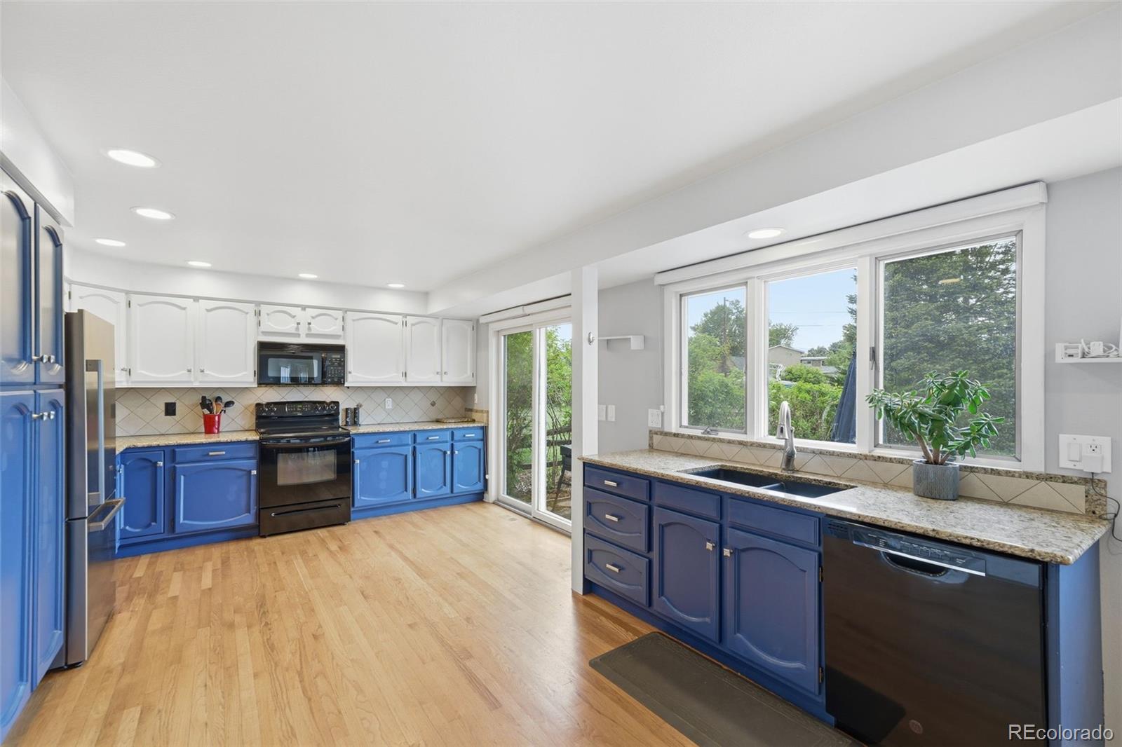 MLS Image #13 for 3451 s owens court,denver, Colorado