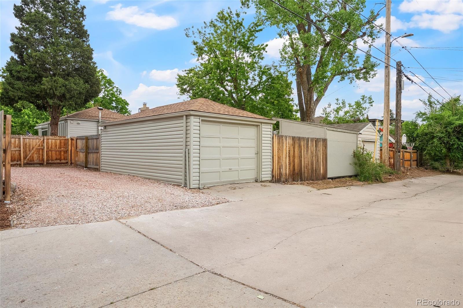 MLS Image #23 for 3132 e florida avenue,denver, Colorado