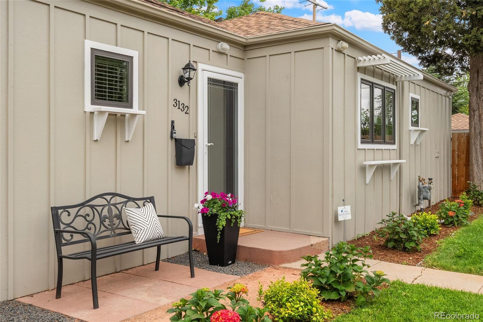 MLS Image #27 for 3132 e florida avenue,denver, Colorado