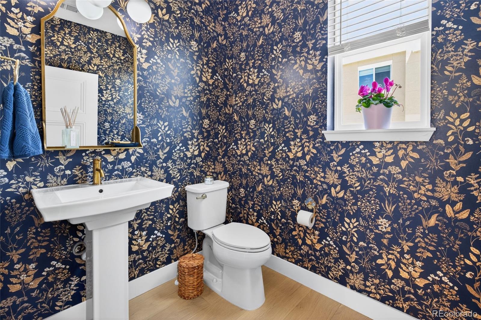 MLS Image #15 for 2250 s mcintyre street,lakewood, Colorado