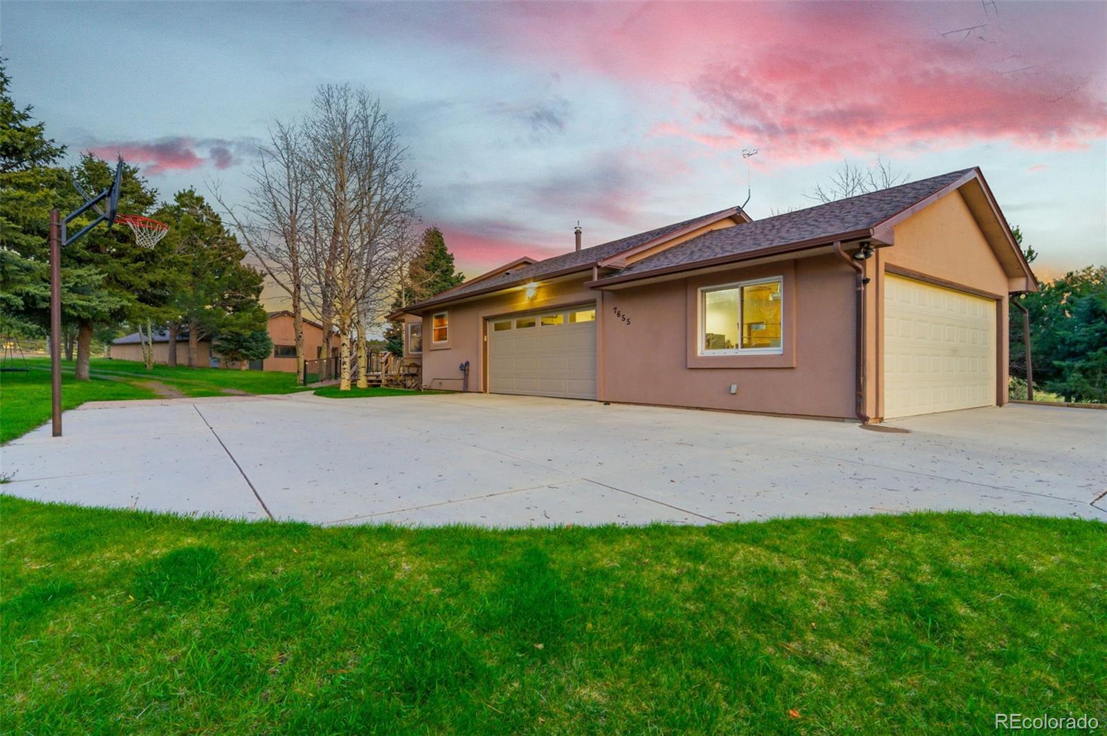 MLS Image #3 for 7655  lark bunting court,colorado springs, Colorado