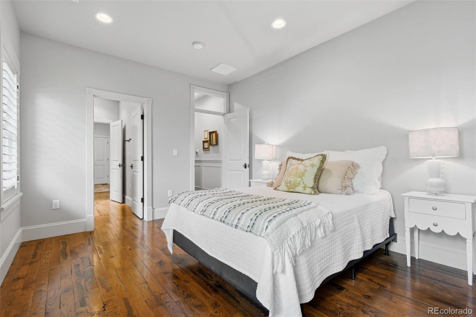MLS Image #26 for 1101 s york street,denver, Colorado