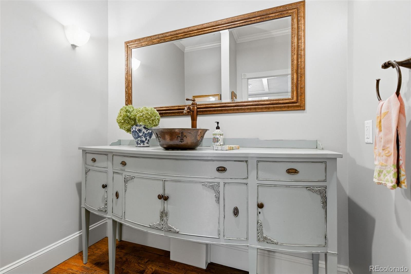 MLS Image #27 for 1101 s york street,denver, Colorado