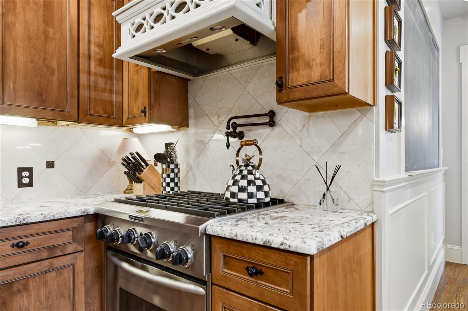 MLS Image #4 for 1101 s york street,denver, Colorado