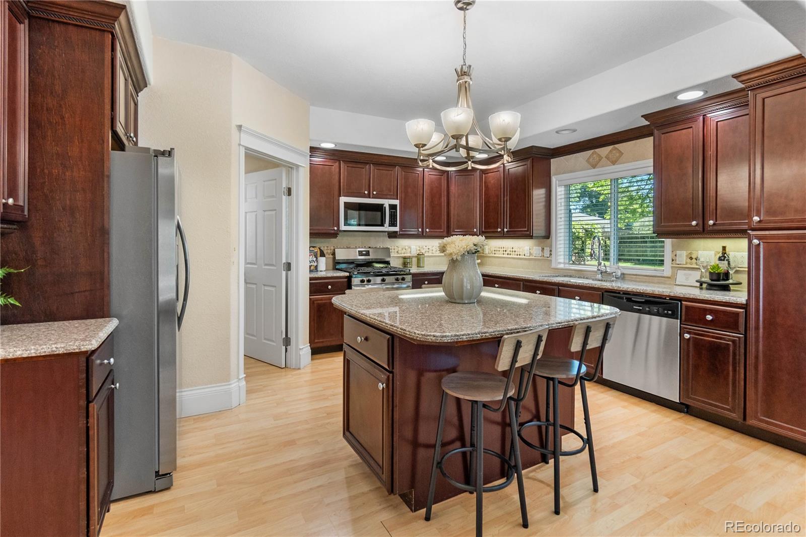 MLS Image #10 for 4444 s lincoln street,englewood, Colorado