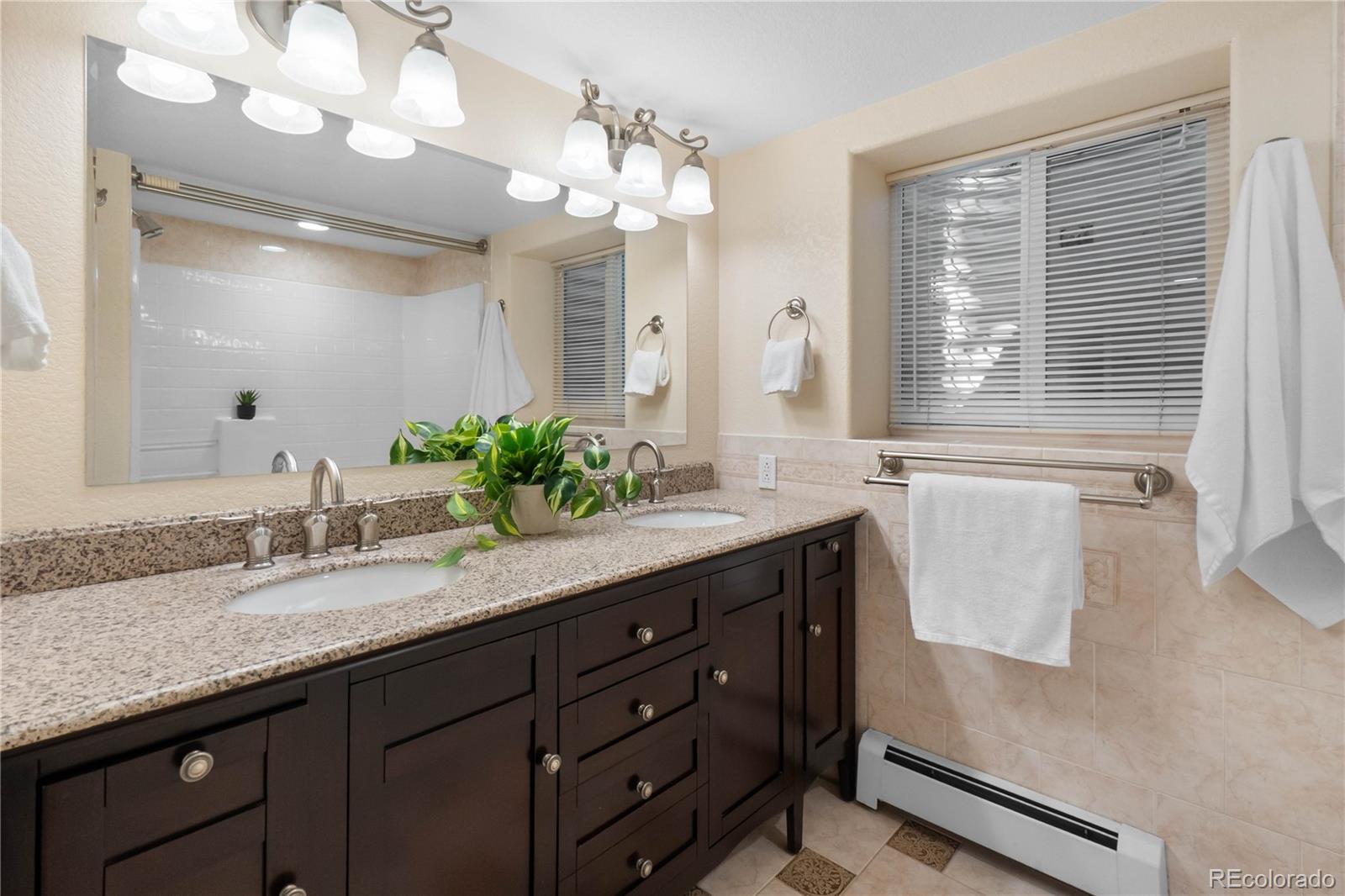 MLS Image #26 for 4444 s lincoln street,englewood, Colorado