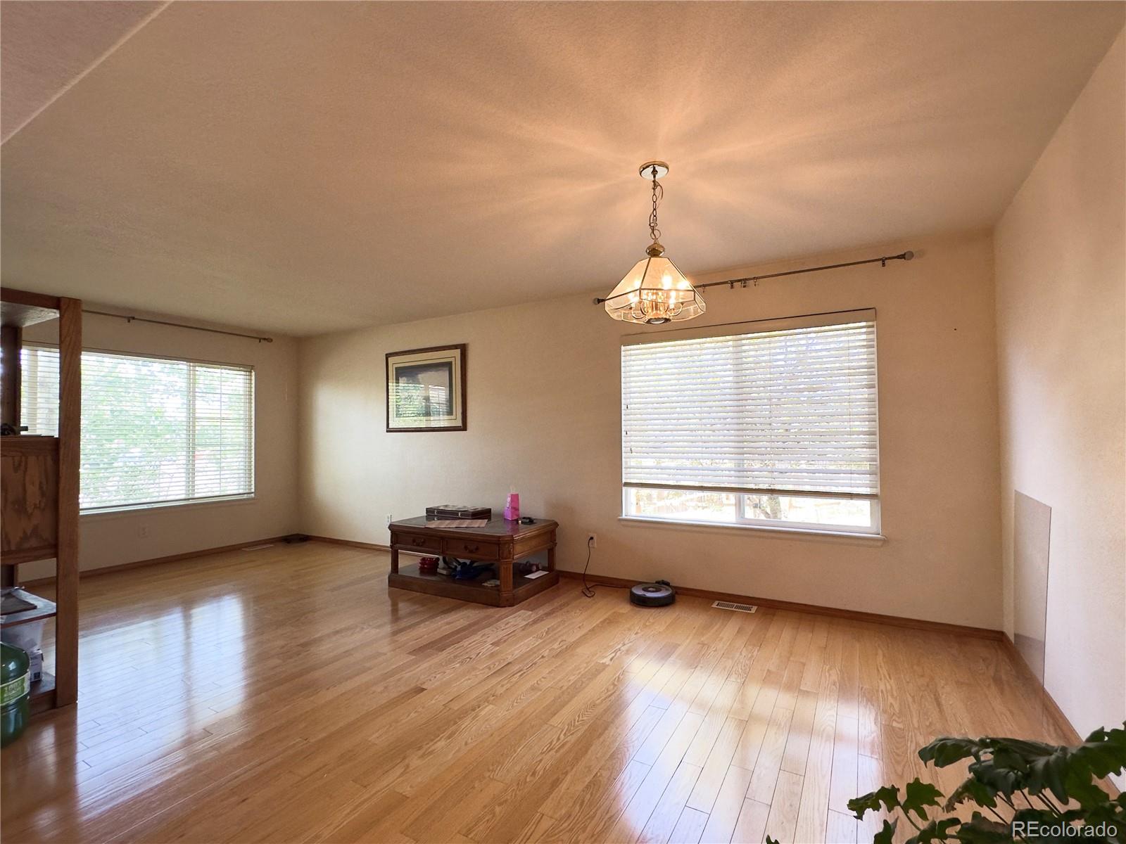MLS Image #4 for 4322  biscay street,denver, Colorado