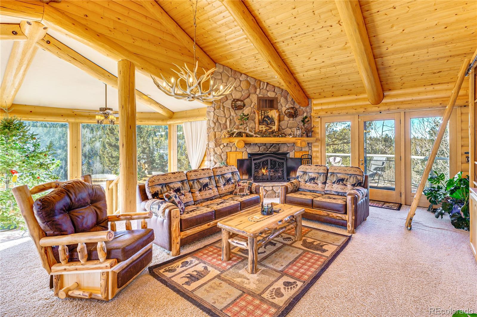 MLS Image #4 for 528  mohawk heights,florissant, Colorado