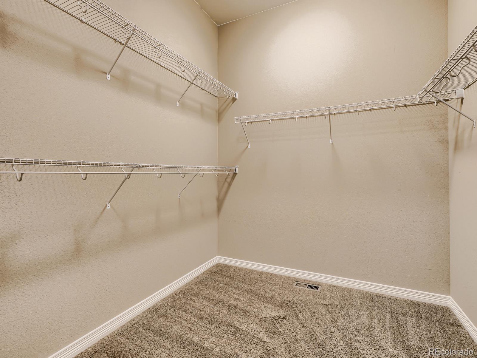 MLS Image #12 for 8450 s biloxi court,aurora, Colorado