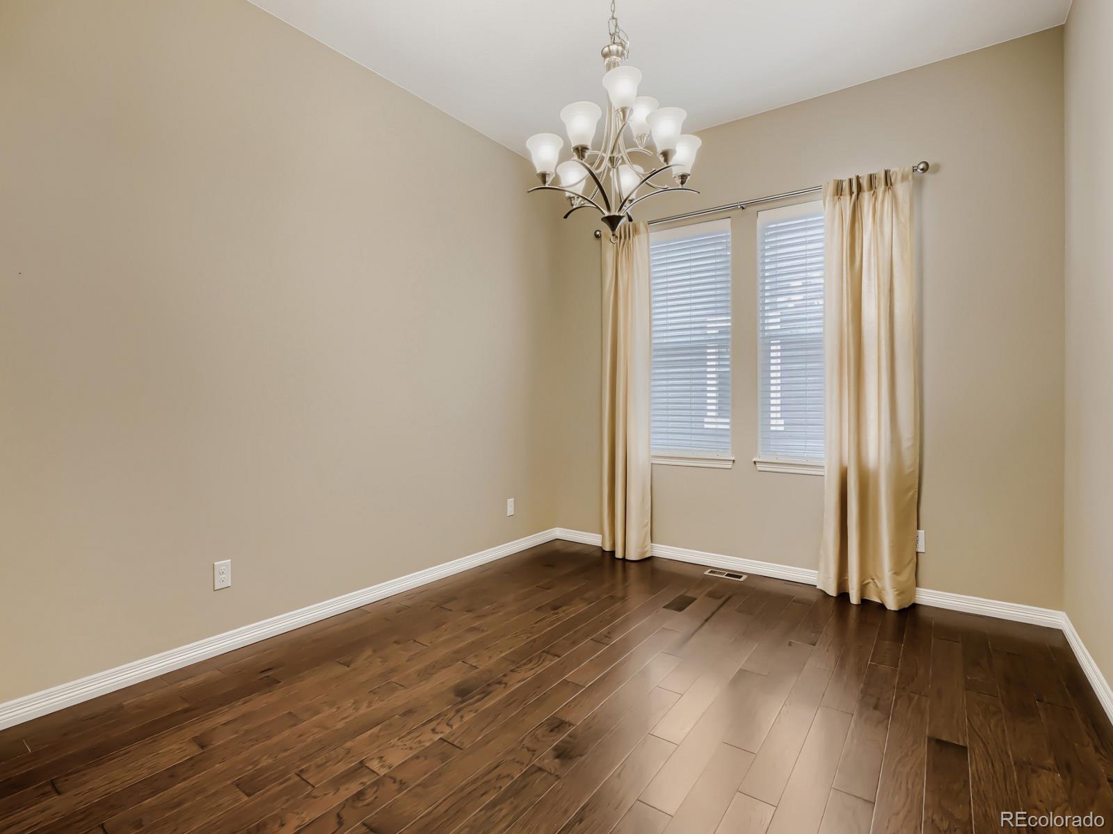 MLS Image #13 for 8450 s biloxi court,aurora, Colorado