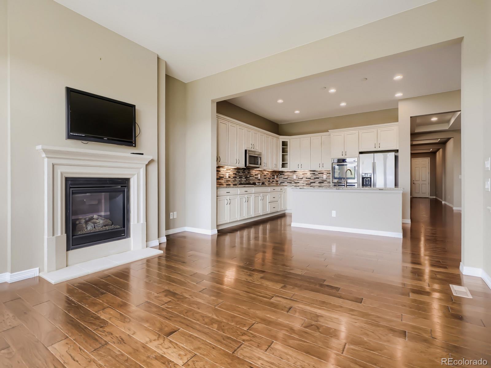 MLS Image #4 for 8450 s biloxi court,aurora, Colorado