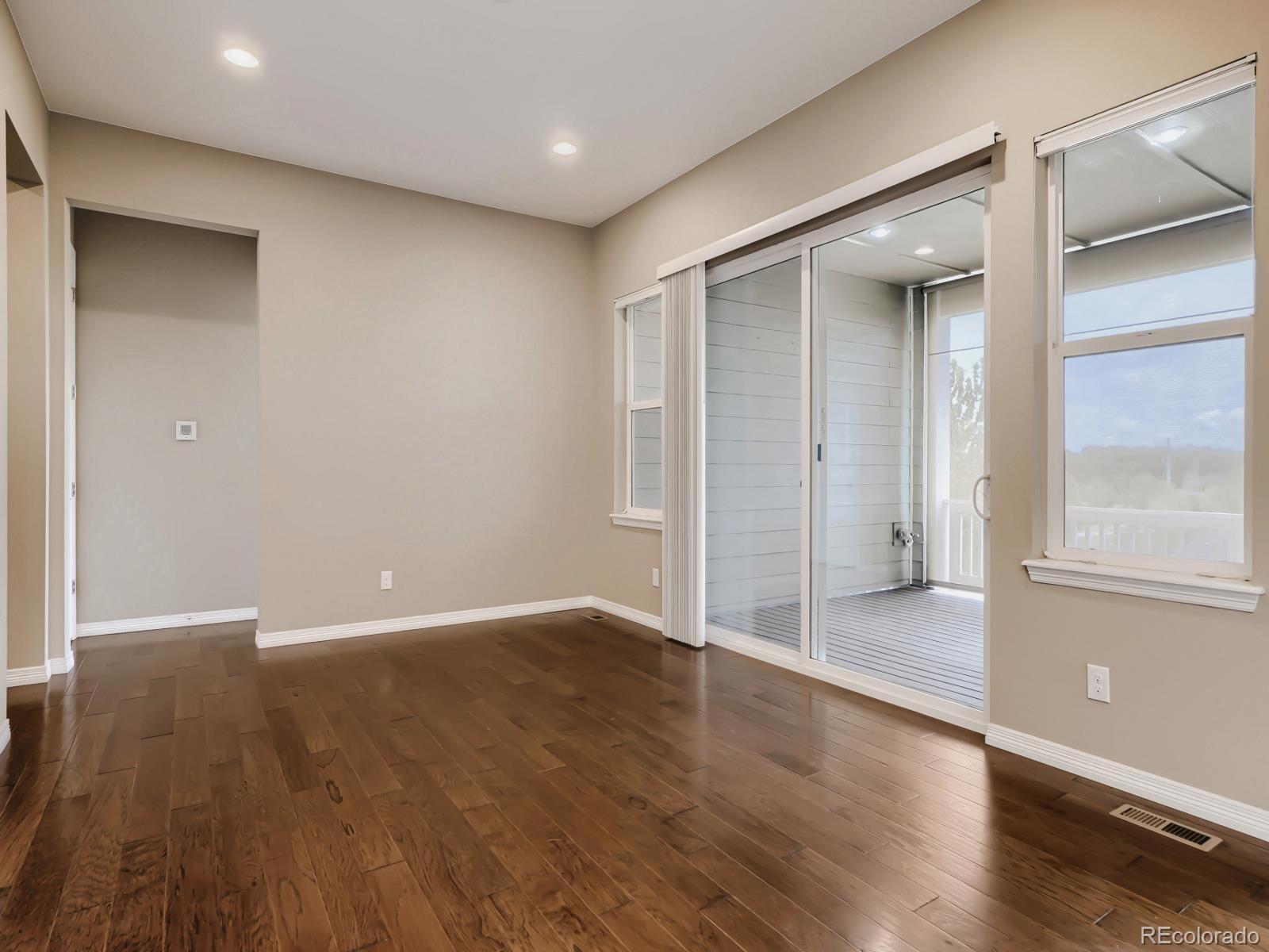 MLS Image #6 for 8450 s biloxi court,aurora, Colorado