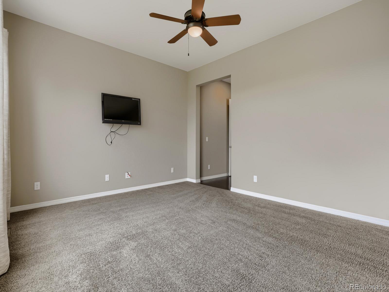 MLS Image #9 for 8450 s biloxi court,aurora, Colorado