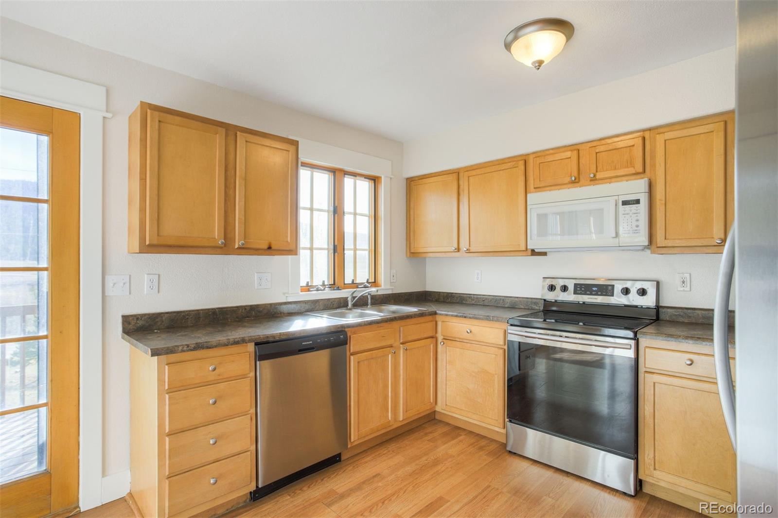 MLS Image #5 for 372 n oak street,alma, Colorado
