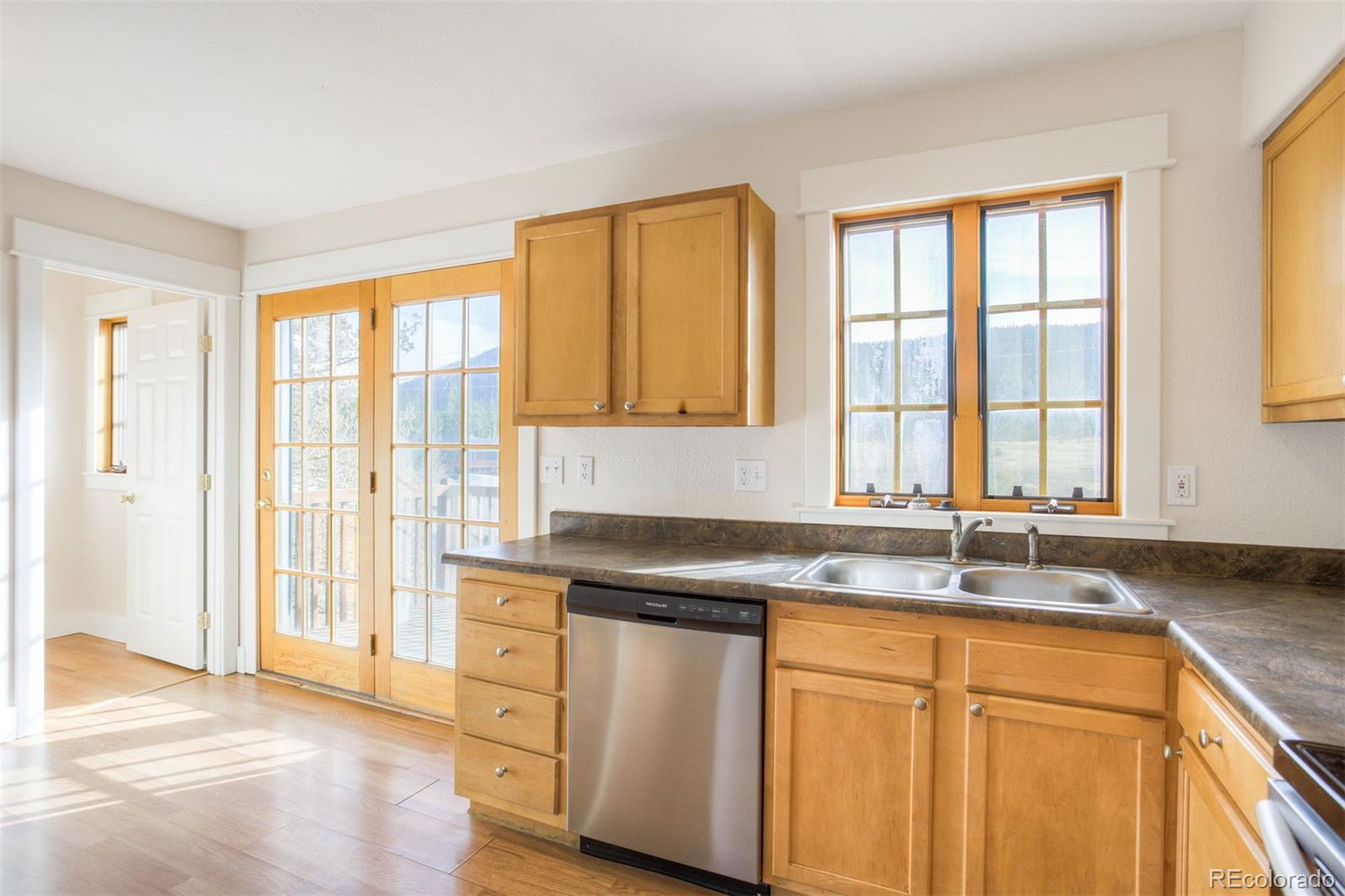 MLS Image #9 for 372 n oak street,alma, Colorado