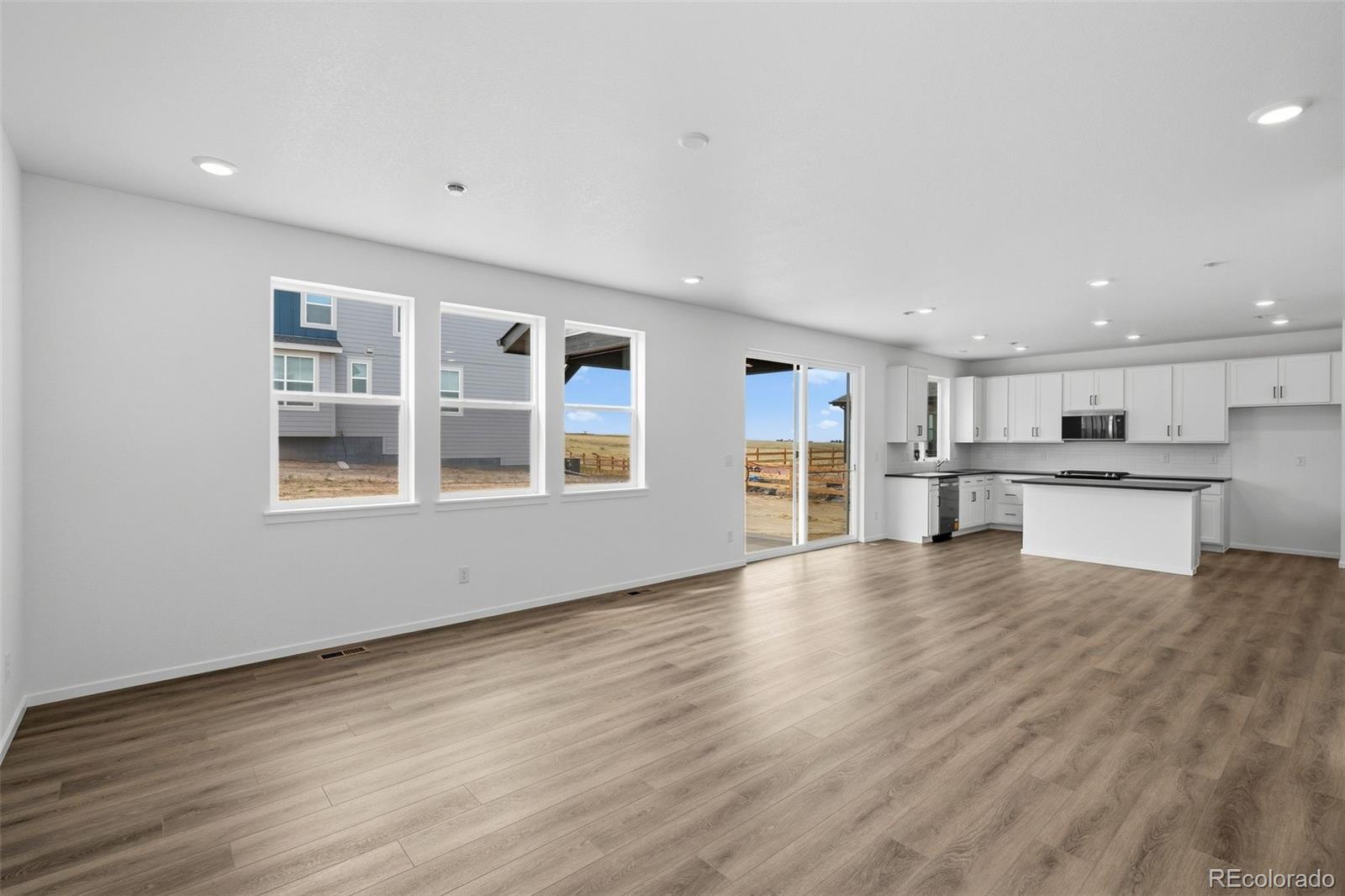 MLS Image #9 for 712  pershing point,elizabeth, Colorado