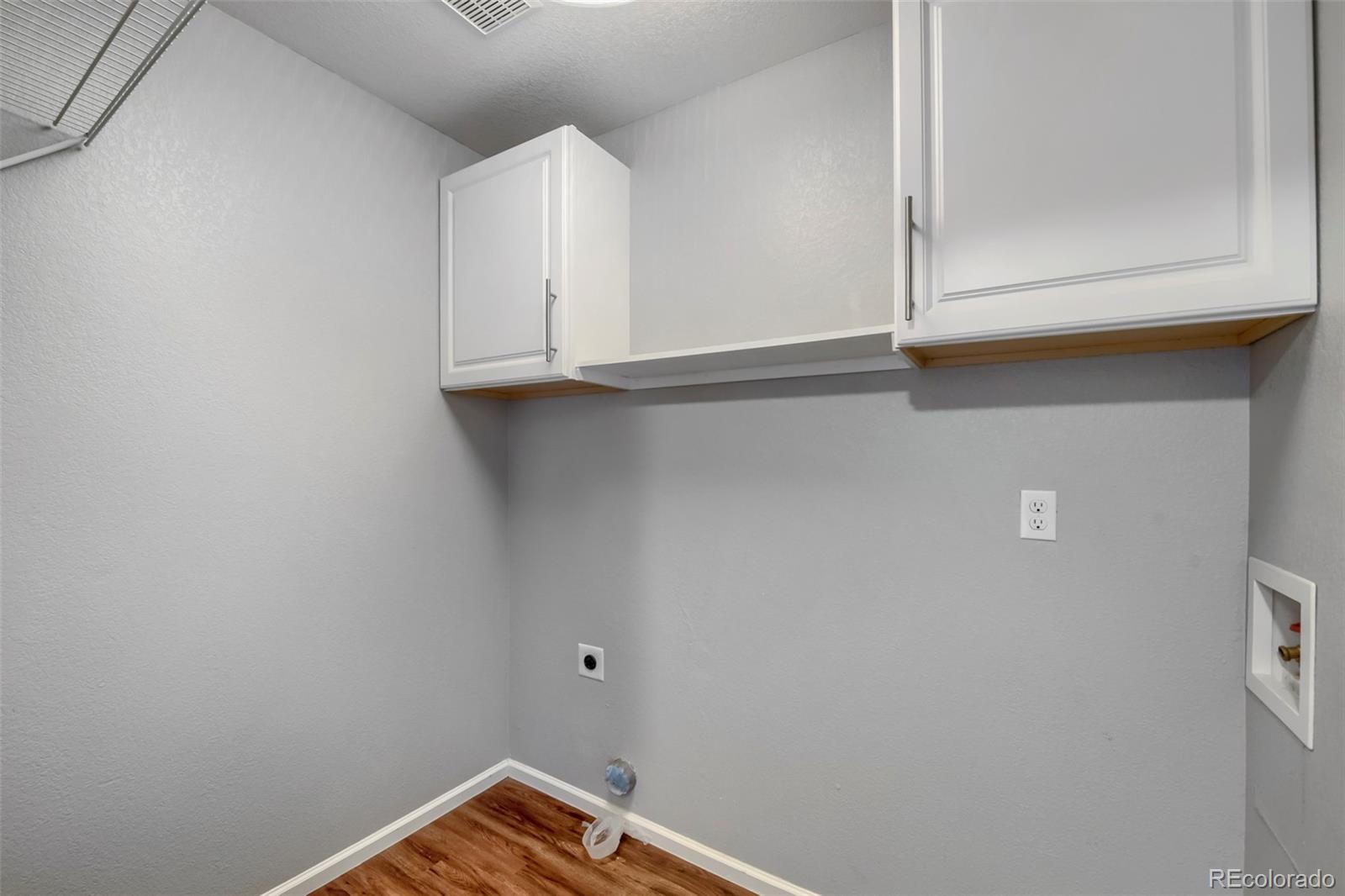 MLS Image #12 for 4605  lyndenwood circle,highlands ranch, Colorado