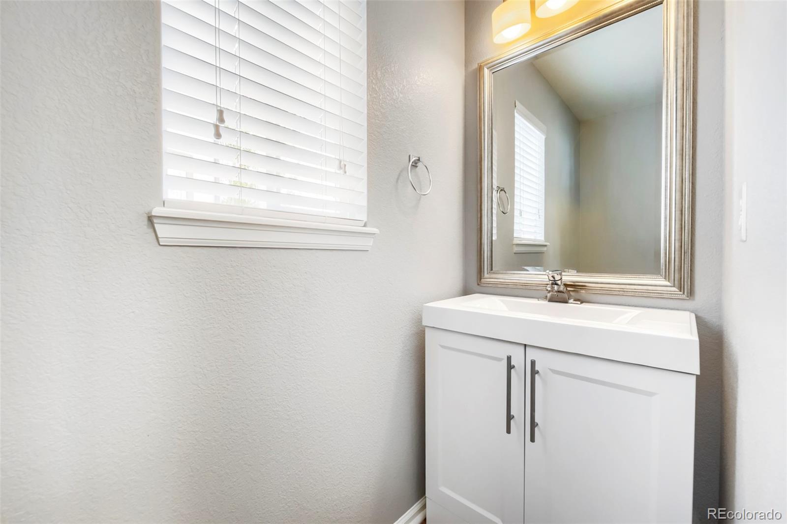 MLS Image #13 for 4605  lyndenwood circle,highlands ranch, Colorado