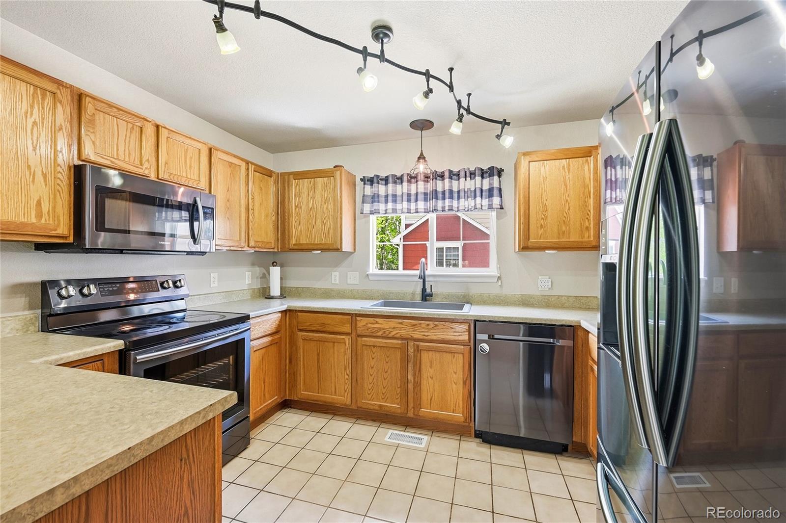 MLS Image #10 for 1471  nemrick place,castle rock, Colorado