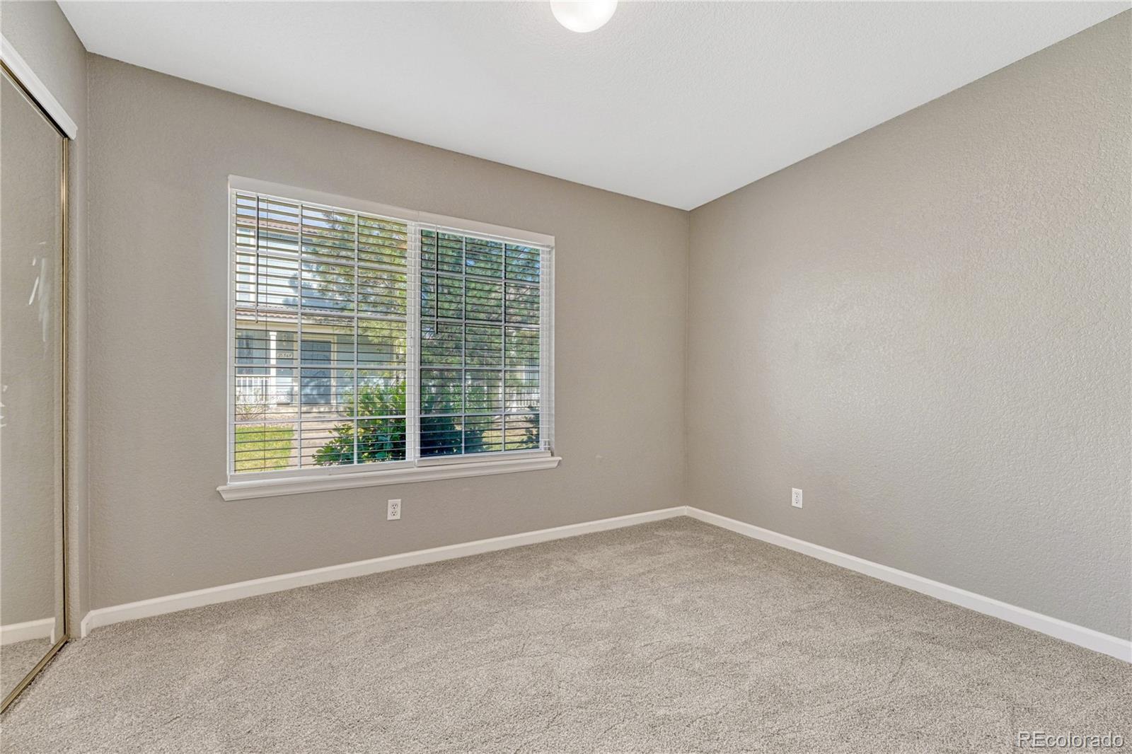 MLS Image #13 for 21539 e 47th avenue,denver, Colorado